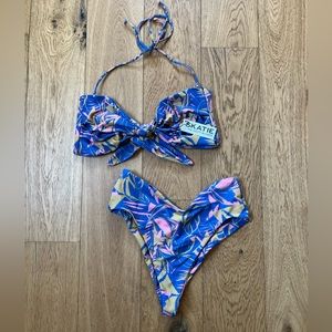 Skatie Bathing Suit Set (XL top; L bottoms)